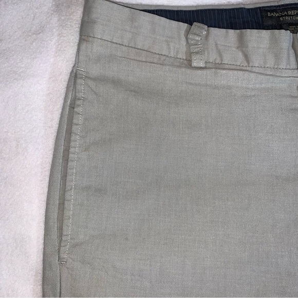 Banana Republic Mens 31x30 Stone Color Stretch Pants - Picture 4 of 8